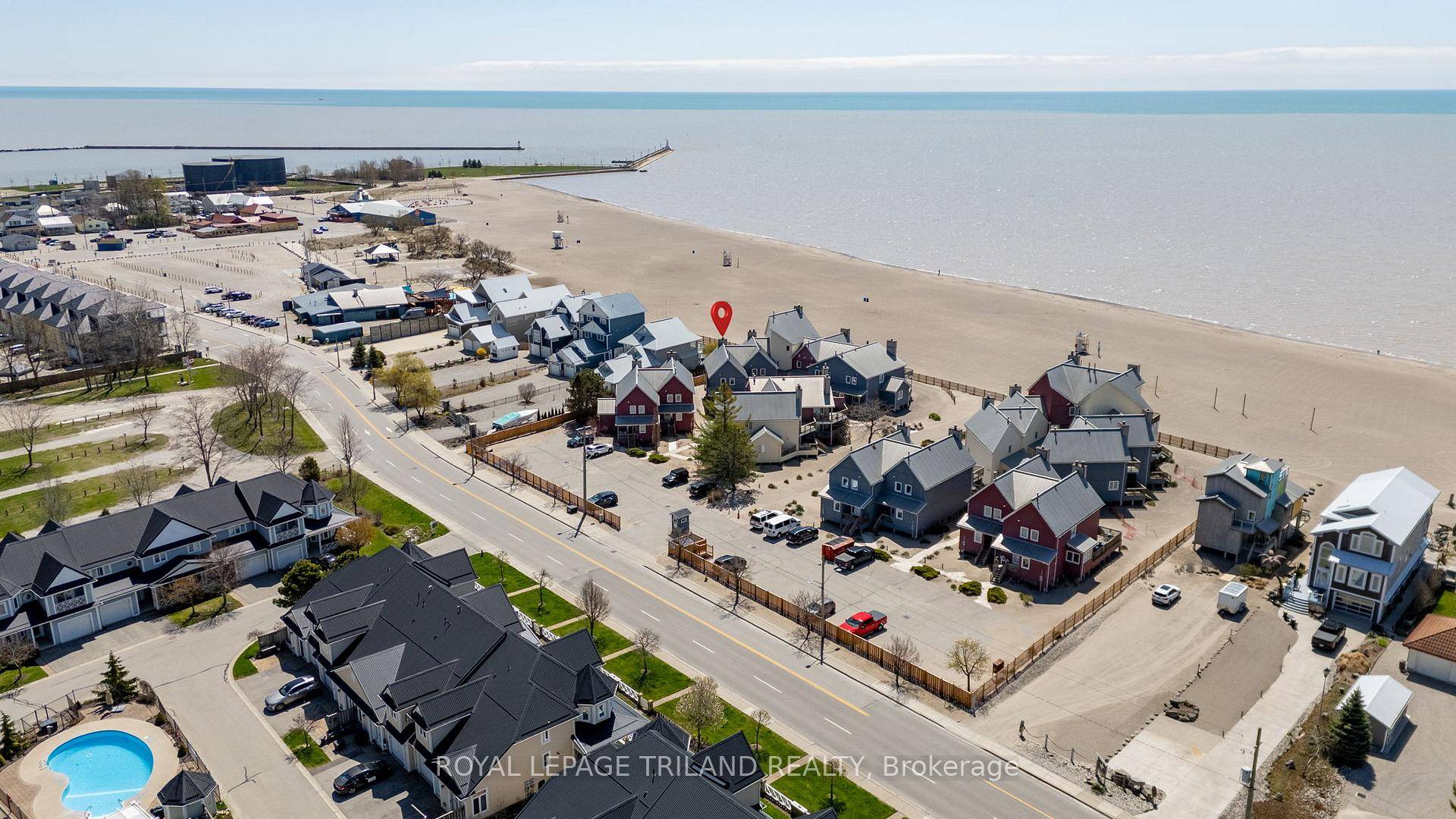 Ever dreamed of stepping out your front door and sinking your toes directly into the sand ?