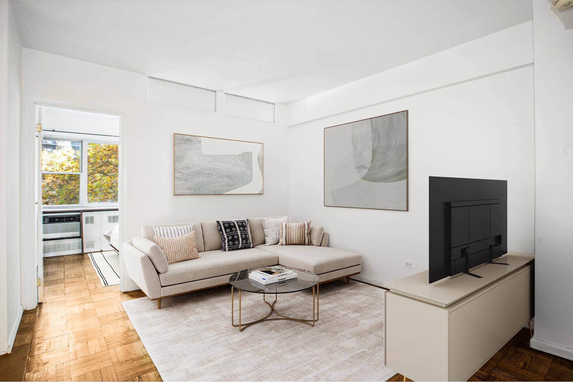 Welcome to 5J at 333 East 46th Street !