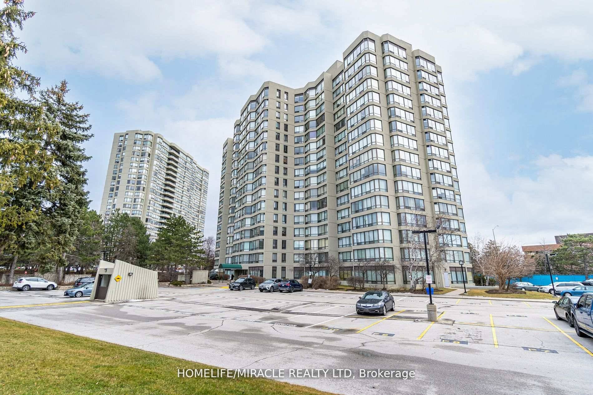 A rare penthouse corner unit with 2 1 bedrooms and 2 bathrooms, including a solarium that offers the flexibility of a third room designed for both comfort and function, with ...