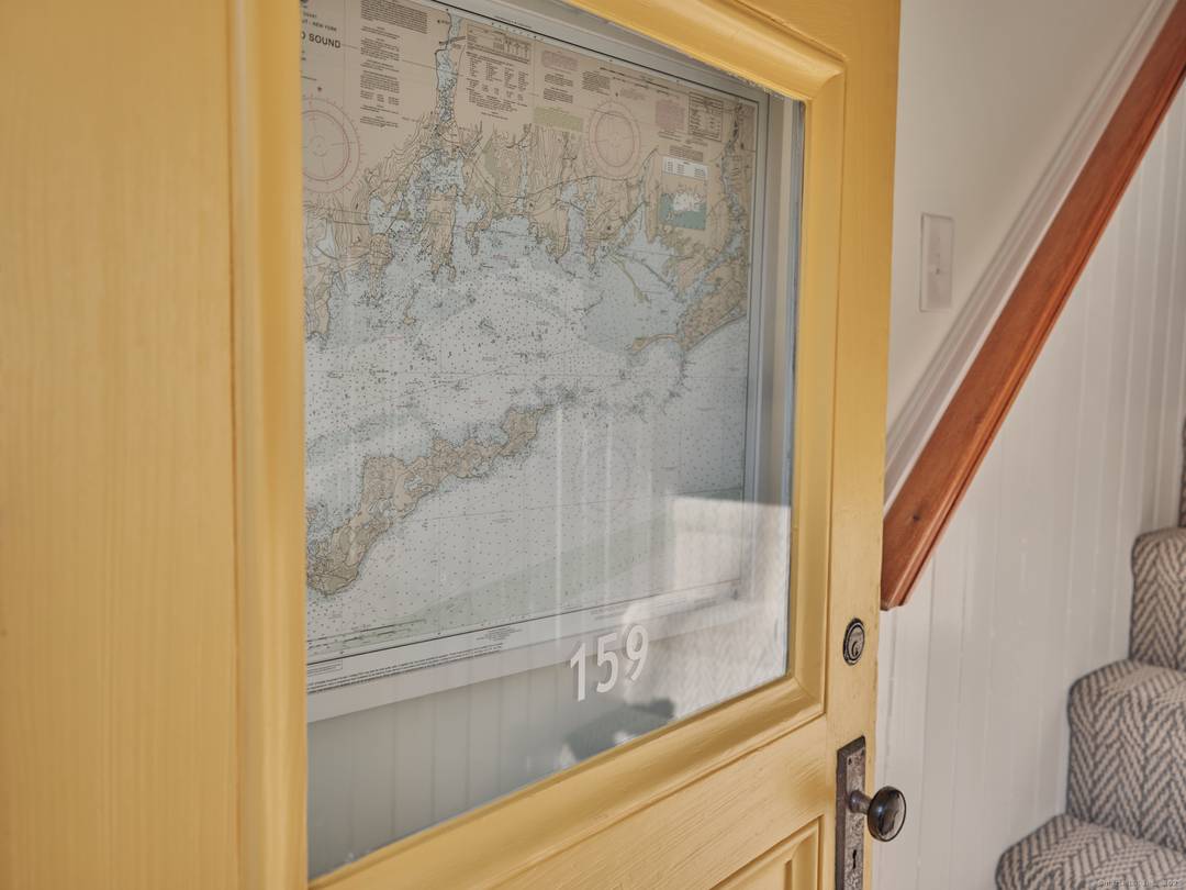 Charming Furnished SUMMER rental in Stonington Borough !