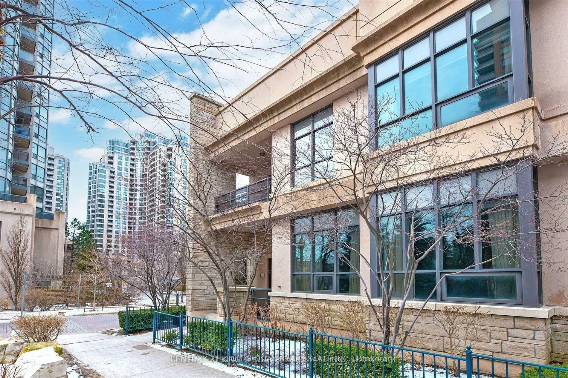 Tridel Built Prestigious Grand Triomphe 2, Executive 2 Storey Rare Townhouse At Yonge amp ; Finch.