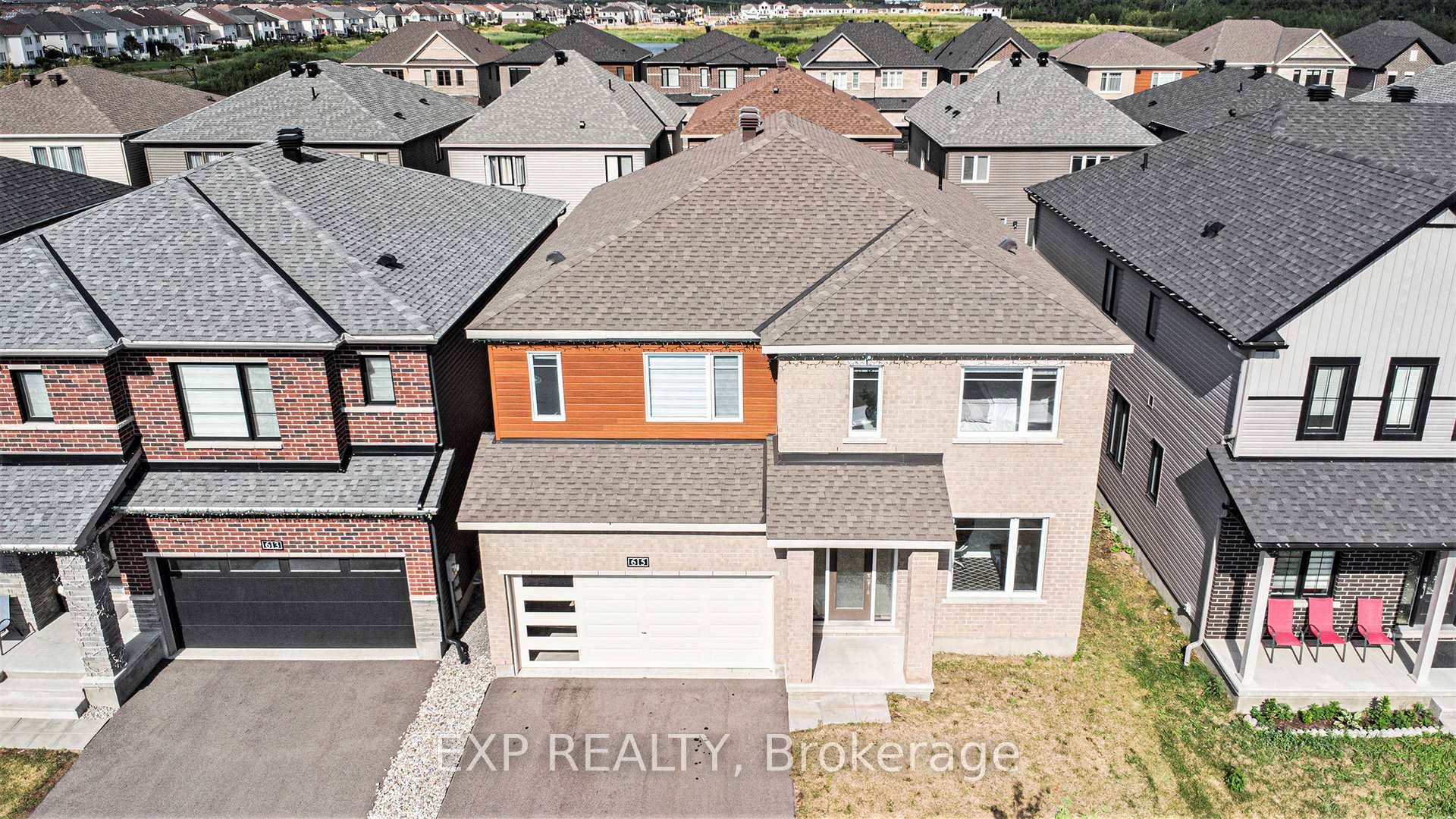 Welcome to 615 Idyllic Terrace, a RARE FIND in the highly sought after Avalon neighbourhood in Orleans.