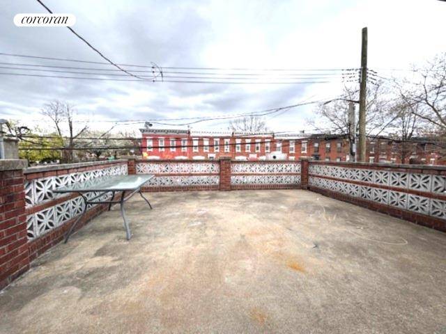 Spacious floor through 3 Bedroom complete gut renovation in a rental building with brand new Washer amp ; Dryer, central AC, stainless steel kitchen with dishwasher and a huge Private ...