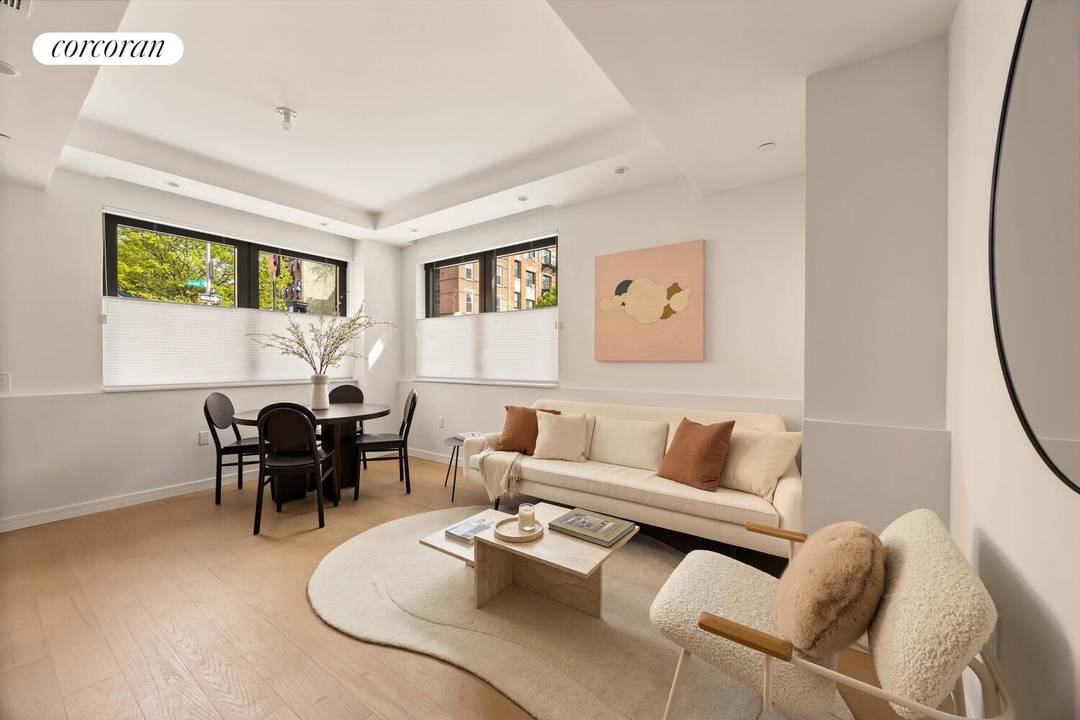 630 Grand Avenue is a unique and inviting 32 unit condo proudly standing at the crossroads of Grand Avenue, between St.