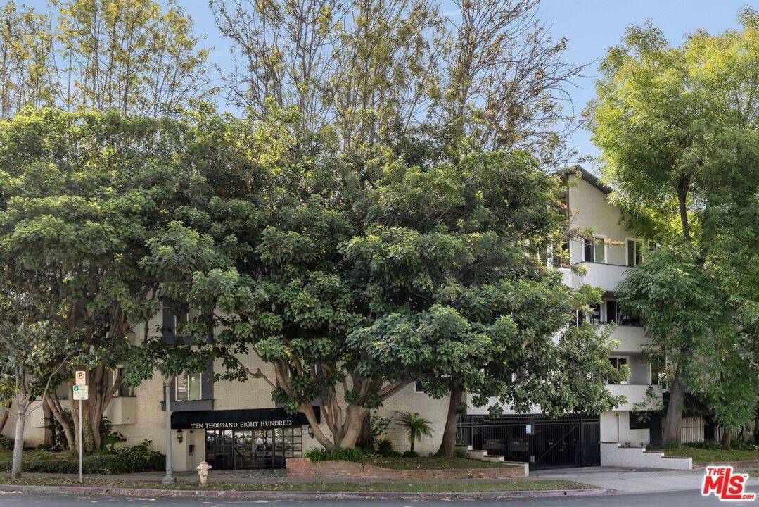 10800 Holman Ave 2BR Westwood La