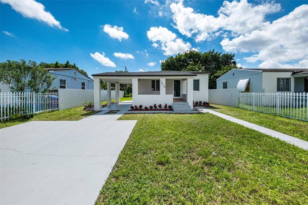 COMPLETELY REMODELED 3BED 2BATH HOME.