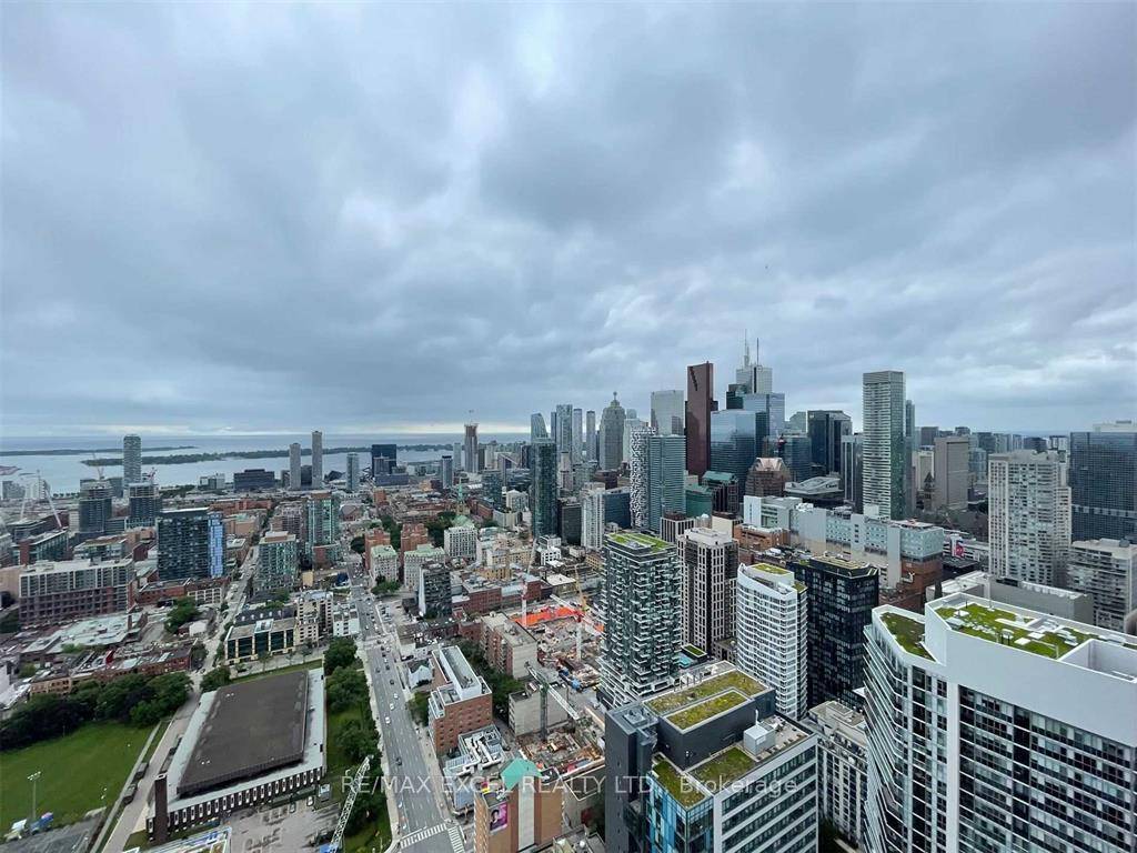 Spacious 1 Bedroom Grid Condos.