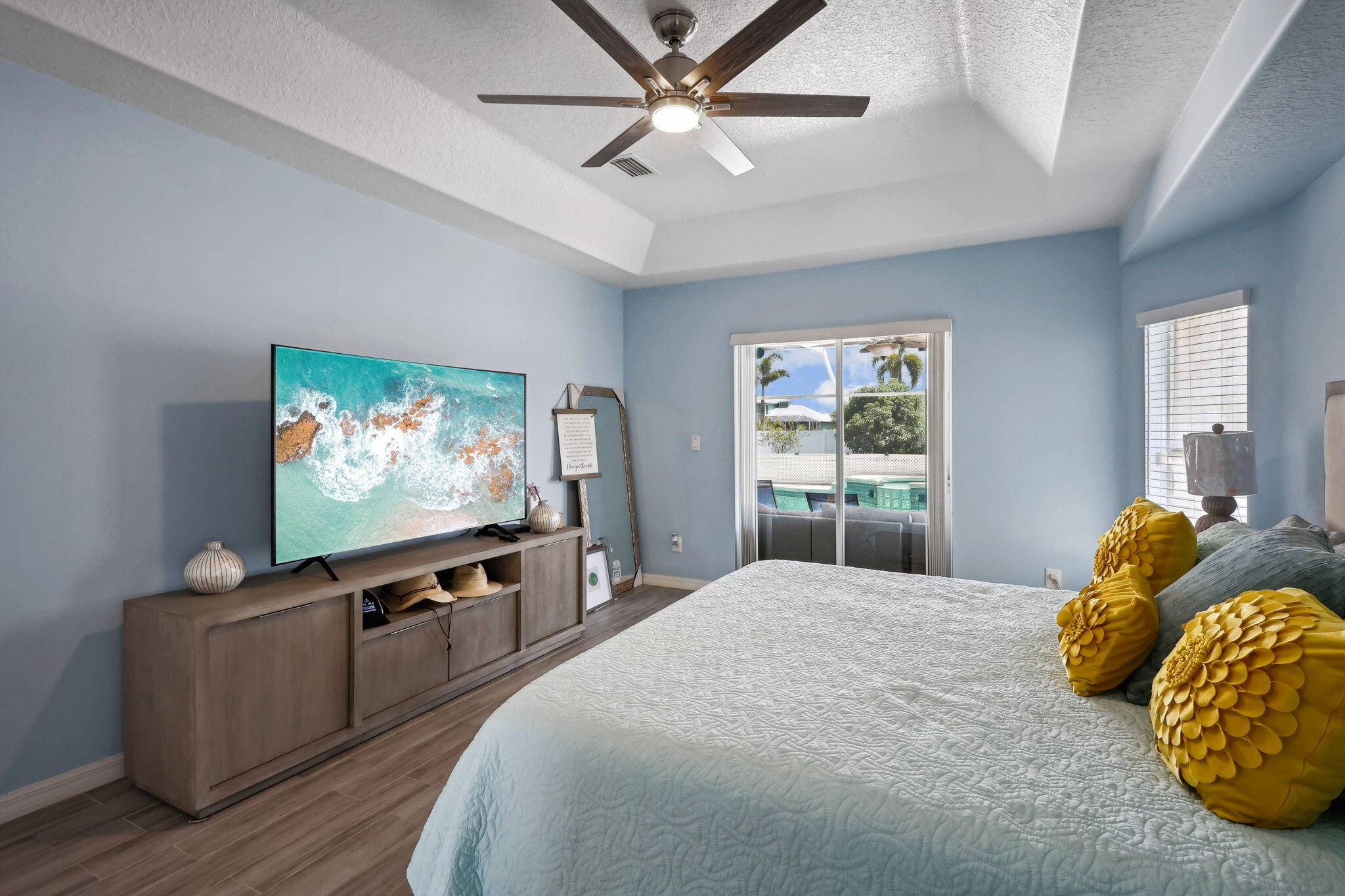 Gorgeous 4 bedroom, 3 bath pool home on a private oversize.