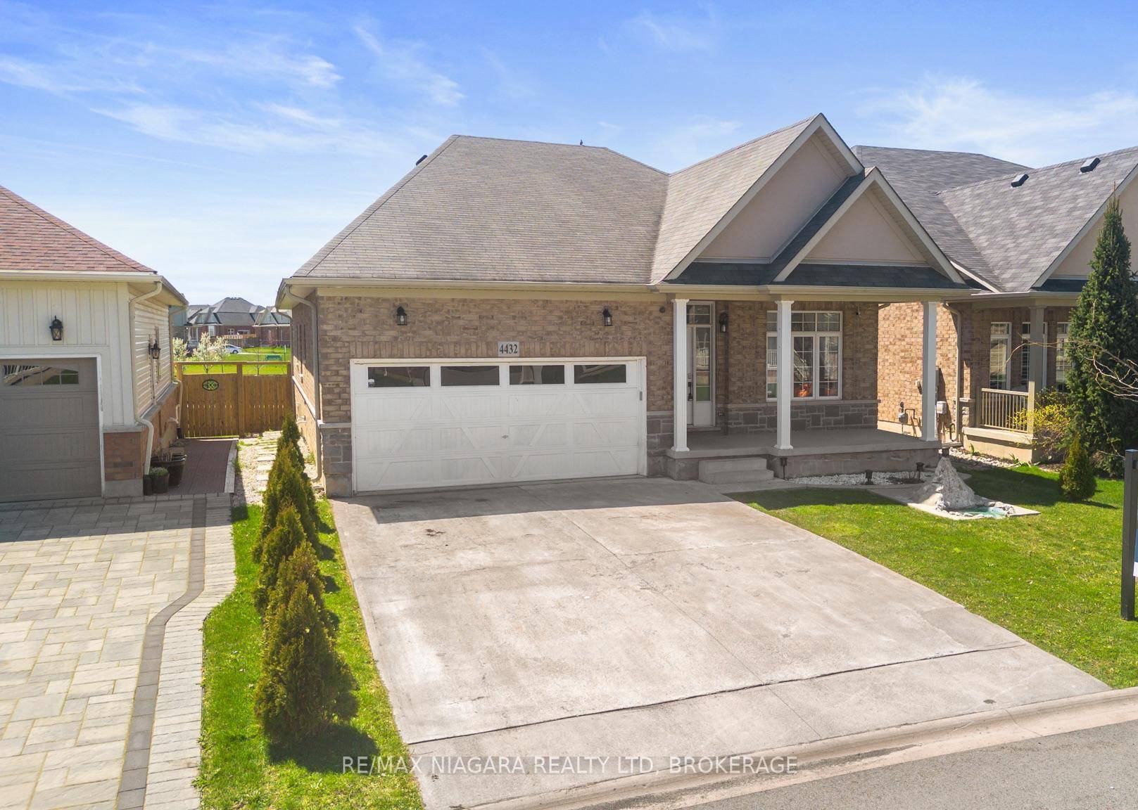 Welcome to 4432 Cinnamon Grove, nestled in the sought after Lyons Creek community of Niagara Falls.