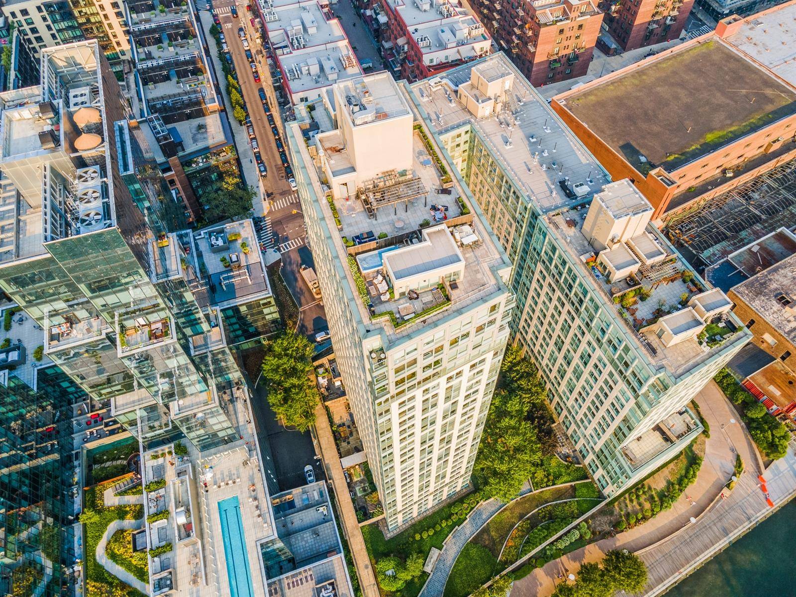 Introducing Apartment 8B, a sun drenched 3 bedroom, 2 bathroom residence in mint condition, presenting picturesque views of the East River, Manhattan skyline, and iconic landmarks and bridges.