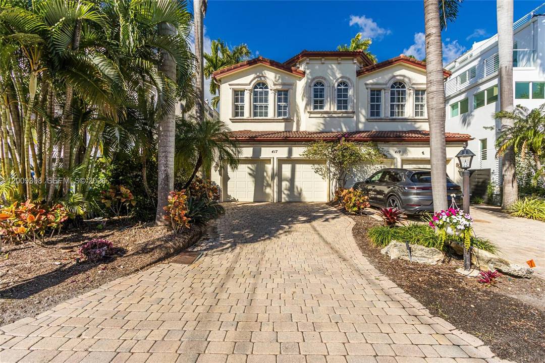 Three story deepwater townhome on Hendricks Isle, in Fort Lauderdale s Venice of America.