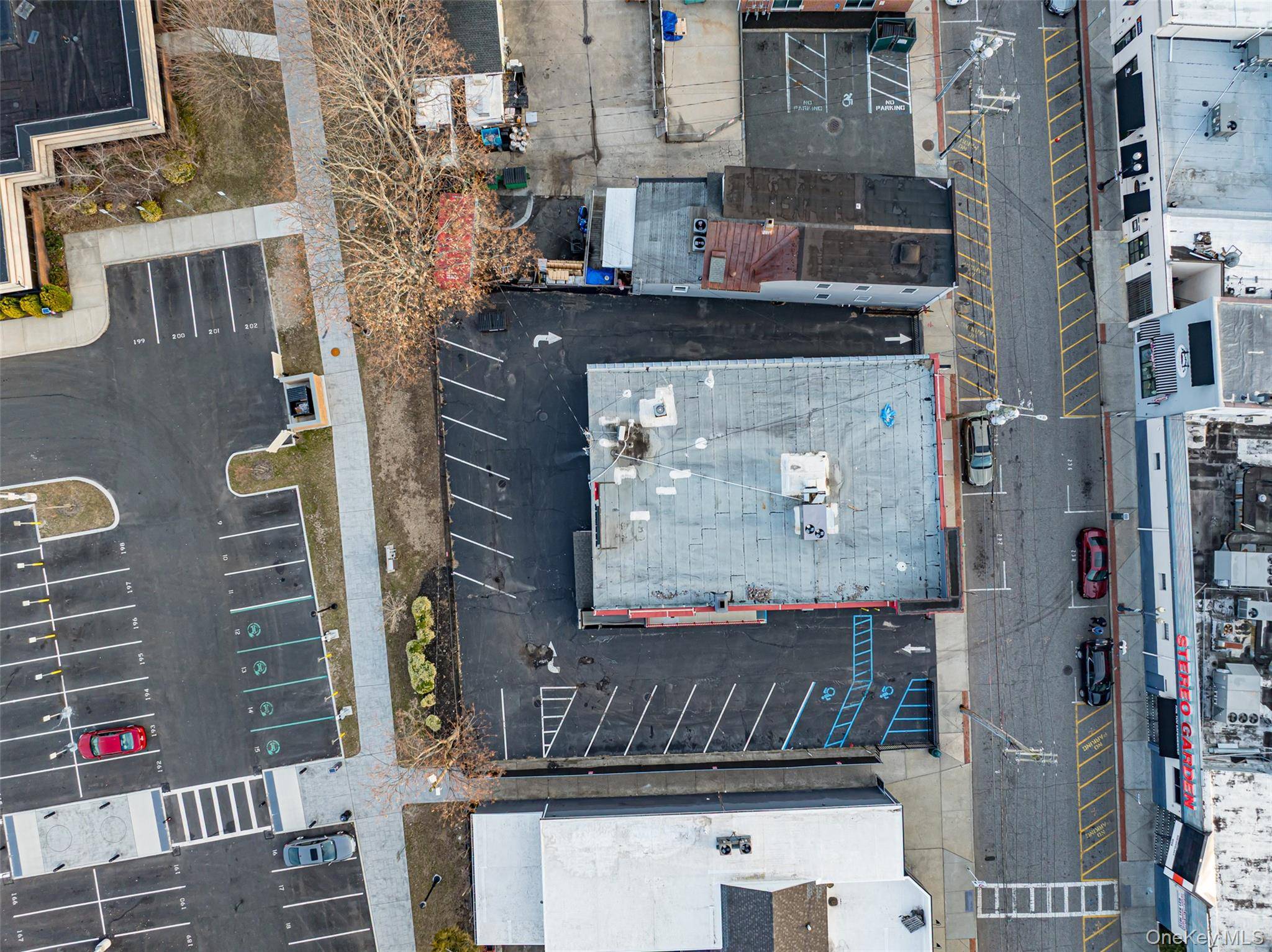 An exceptional opportunity awaits to own a brand new, fully equipped medical building, designed for efficiency, comfort, and top tier patient care.
