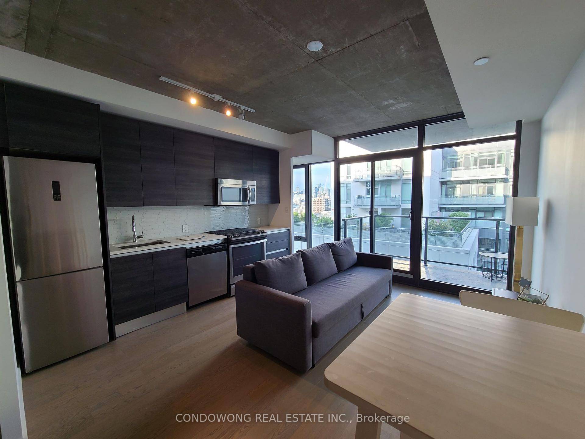 Furnished Unit ! Beautiful Open Concept Design 1 Bed 1 Bath Unit With 9Ft Ceilings.