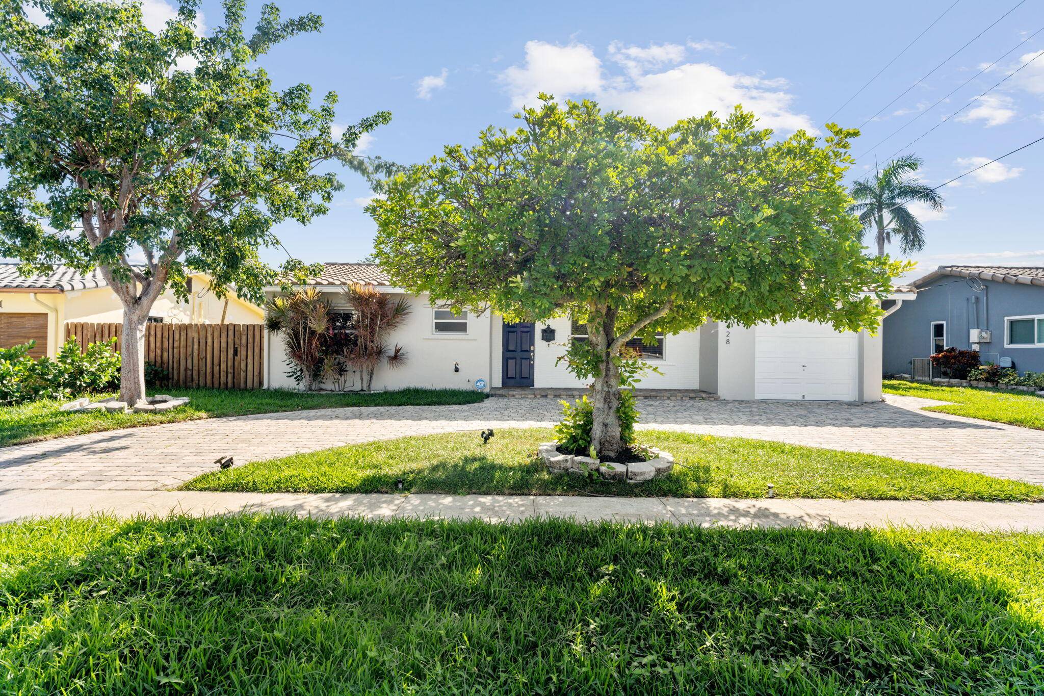 Welcome to this charming single family home in the heart of Deerfield.