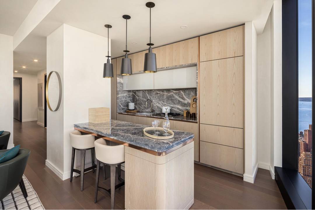 Immediate Occupancy Welcome to Residence 53C at The Greenwich by Rafael Vinoly, a two bedroom, two and a half bathroom home featuring magnificent southern and western exposures with panoramic views ...