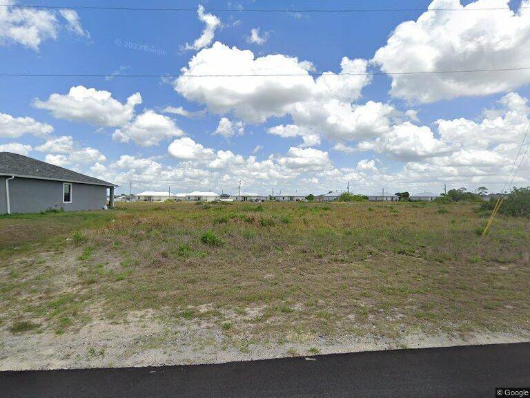 Prime Vacant Lot Perfect for Your Dream Home or Investment Opportunity !