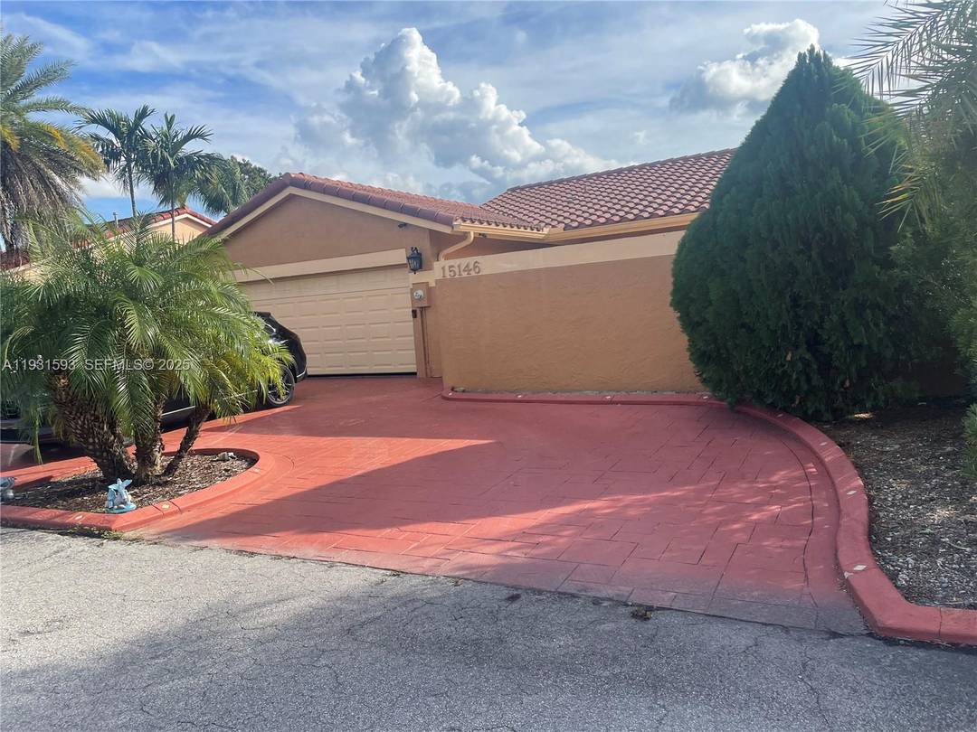 Beautiful 4 3 home in Kendalll at a great price.