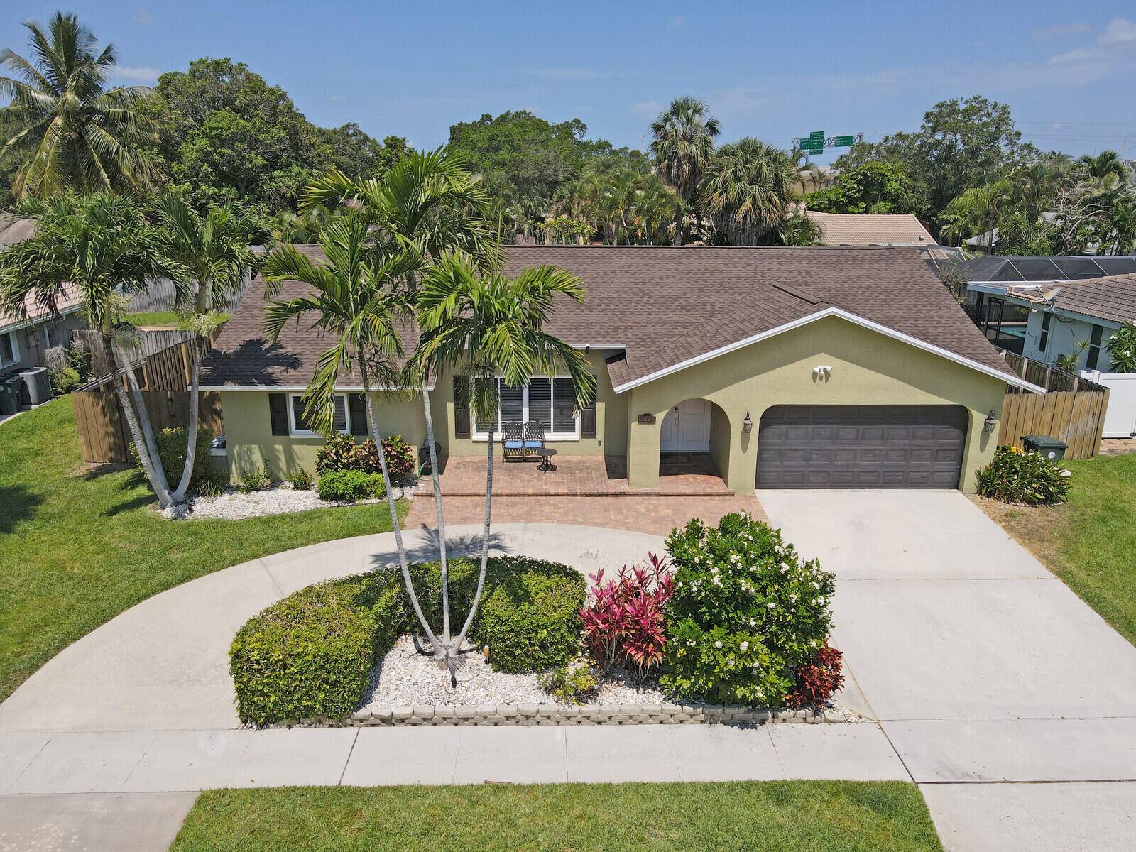 Recently renovated this home is a split floor plan 3 bedrooms 2 bath ideally located in East Boca Raton within the highly sought after school district of Addison Mizner.