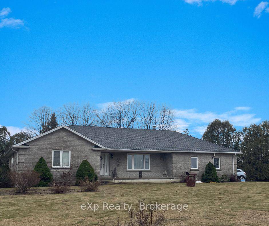 Enjoy the peacefulness of country living in this well cared for 1, 489 sq.