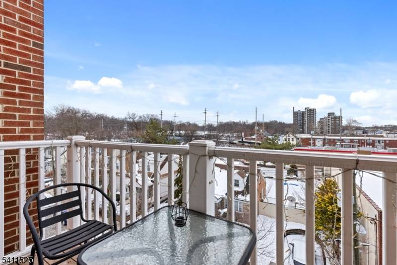 Welcome to 902 N 5th St, Unit 411, Newark, NJ a beautifully maintained 2 bedroom, 2 full bath condo offering comfort, convenience, and modern living.