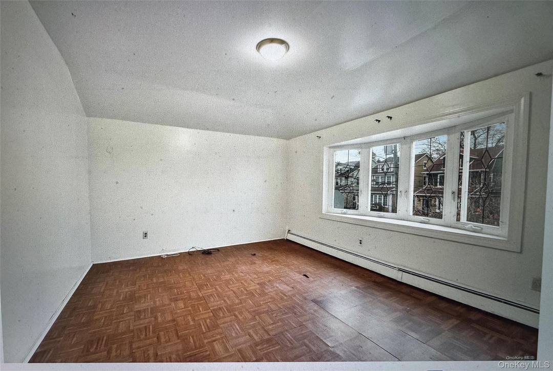 187 15 Tioga Drive is a 22' x 41.