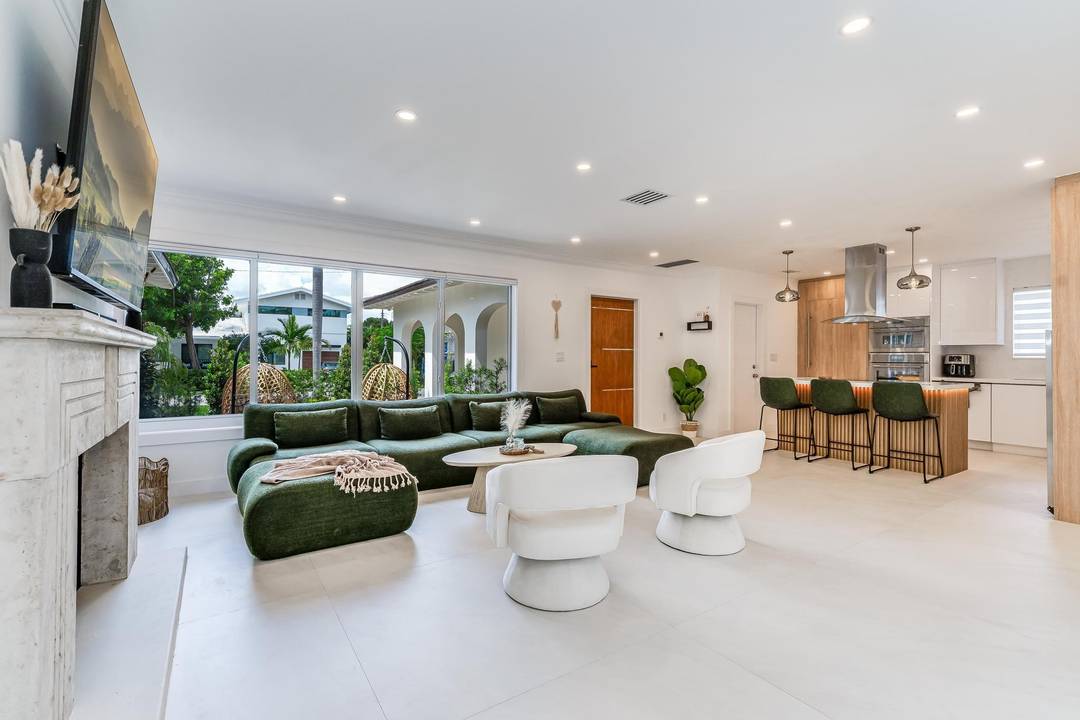 Las Olas luxury designer home in Victoria Park, one of Fort Lauderdale's most desirable neighborhoods.