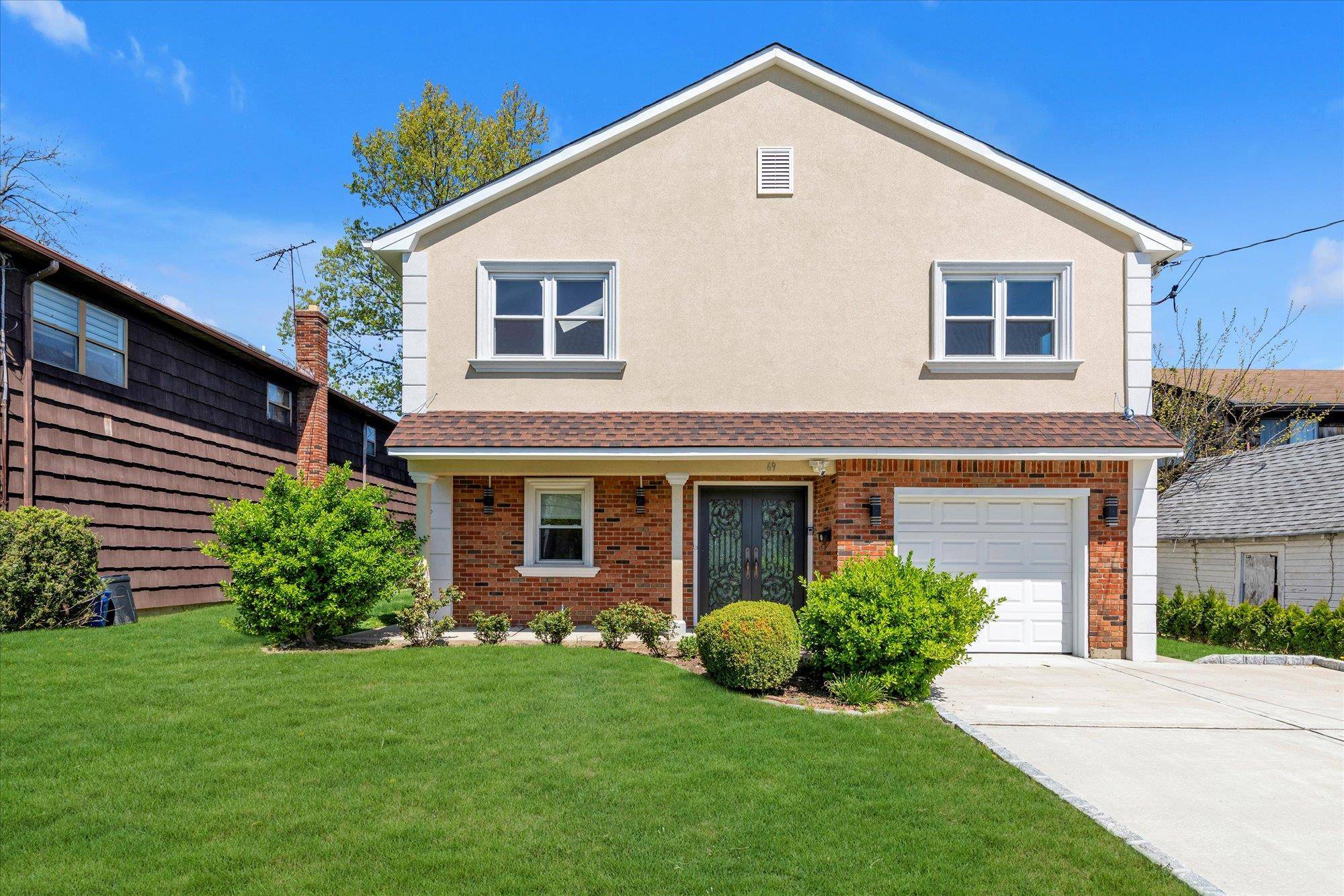 Just Updated in 2025 Welcome to 69 Woodward Street, Roslyn Heights !