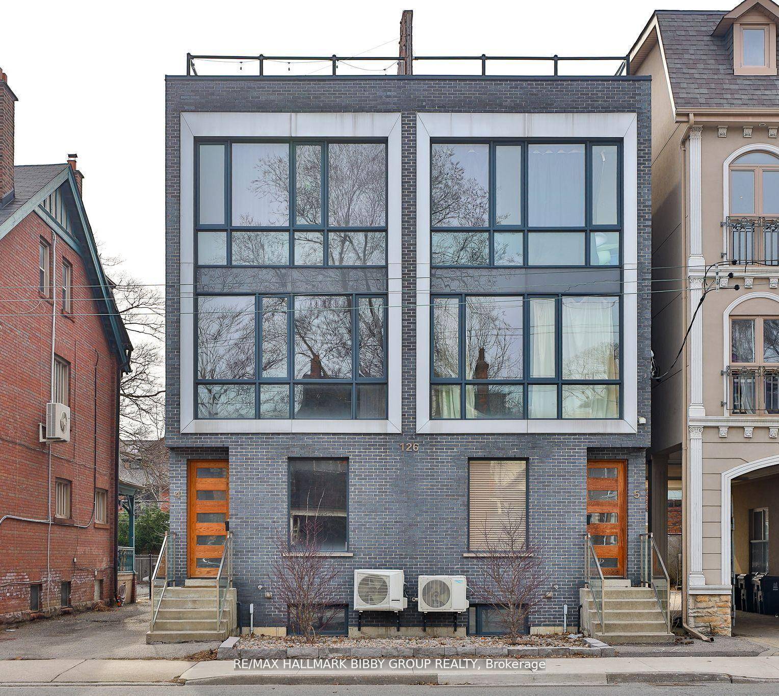 Just Steps From Bloor amp ; Spadina, Dupont Stations, Annex And Exceptional Retail Options.