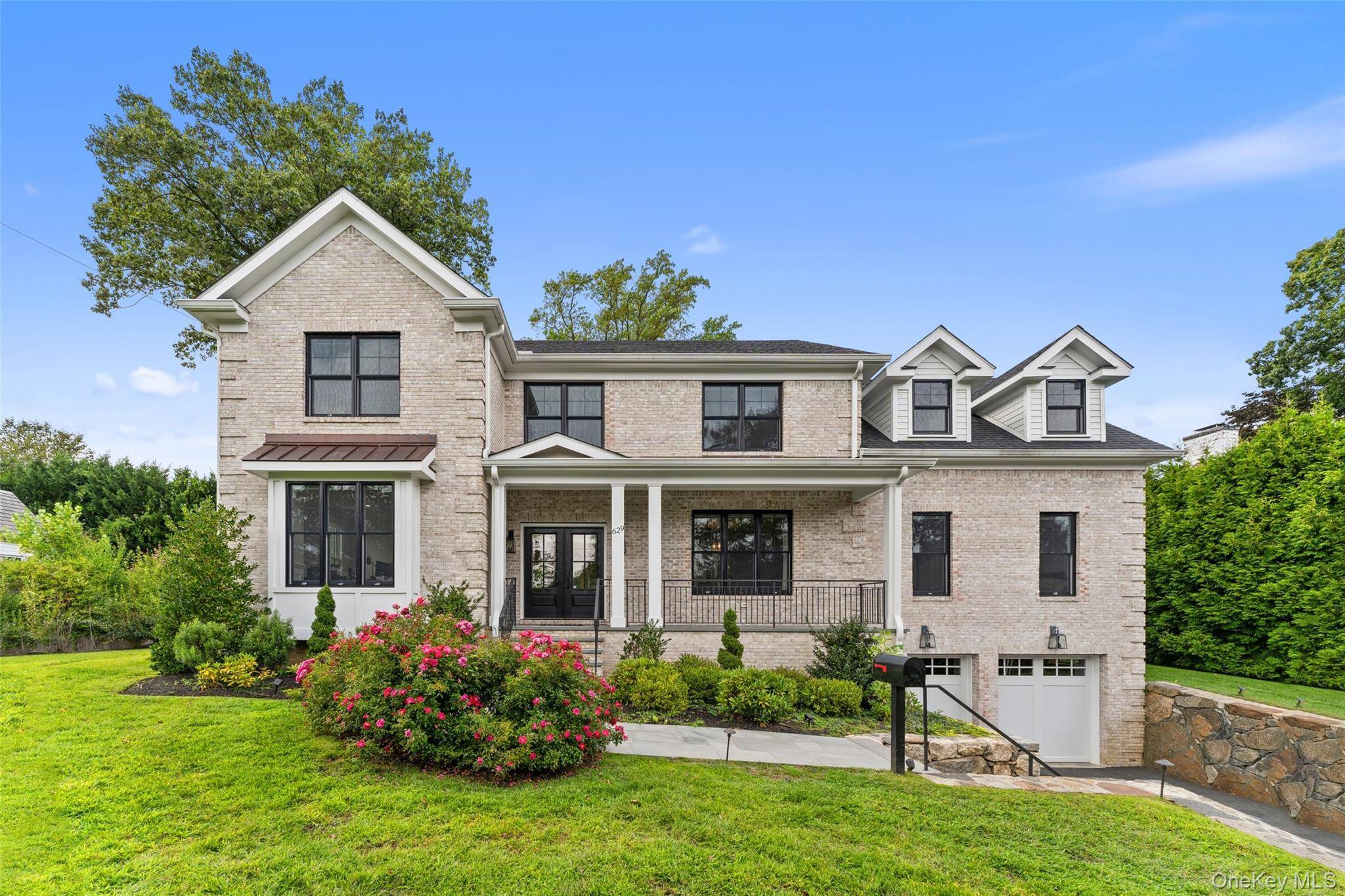 This is the one you have been waiting for a stylish and pristine 5 bedroom, 6.