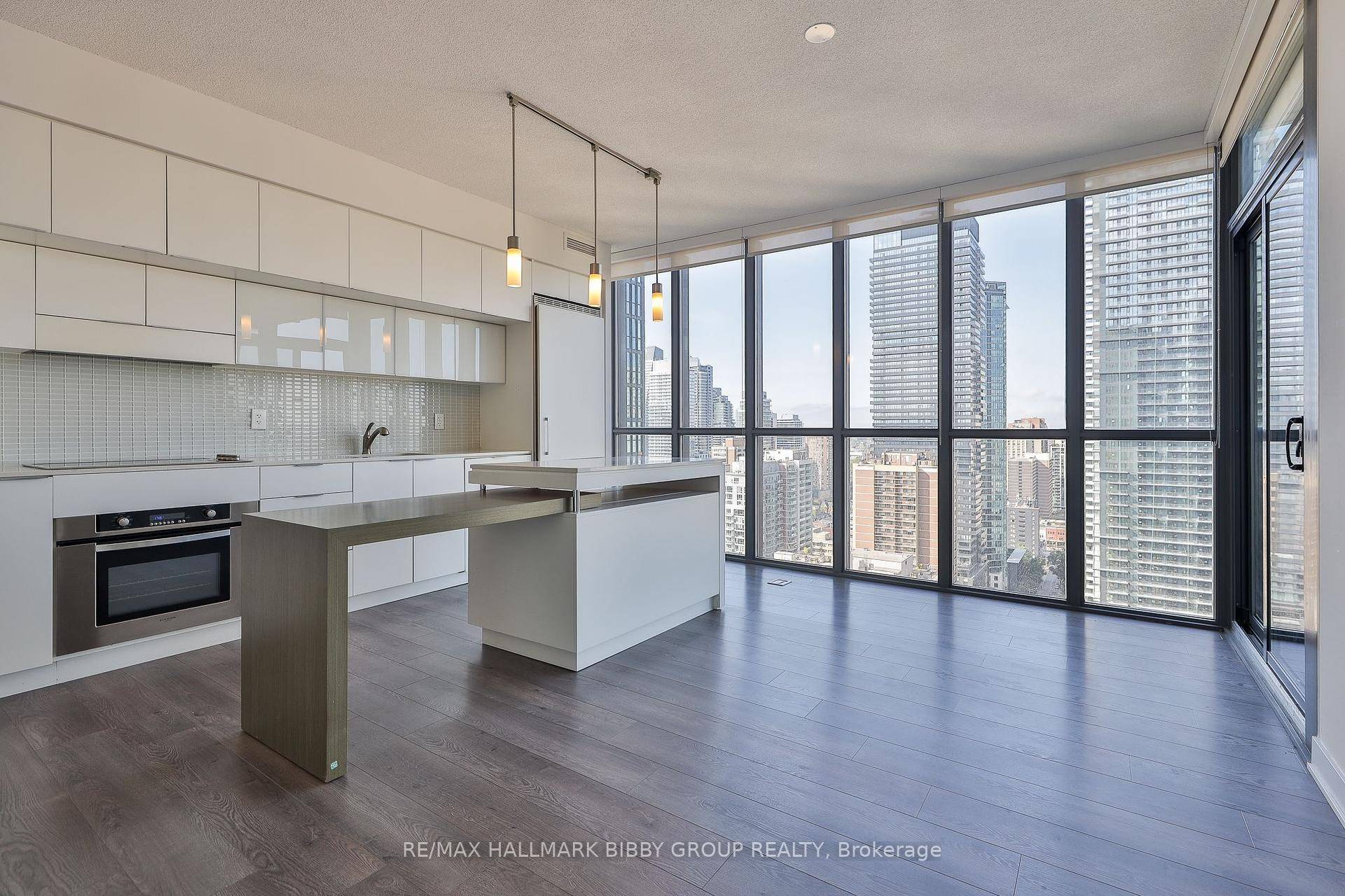 A Unique Opportunity To Own In One Of Toronto's Most Distinct And Beautiful Addresses X Condominiums !