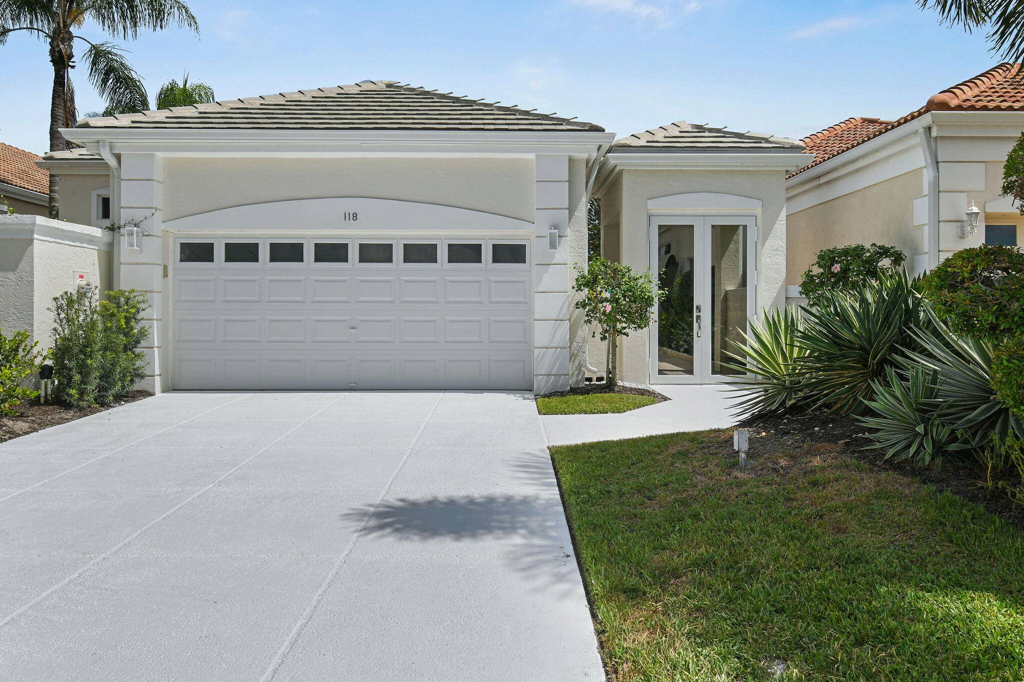 Rare opportunity for an annual lease in BallenIsles, a premier gated community in Palm Beach Gardens.