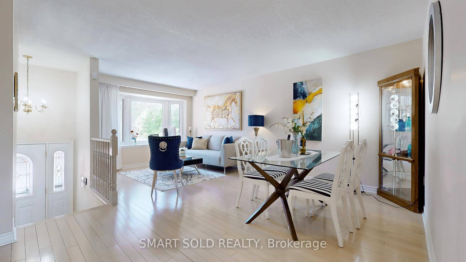 Executive Townhouse In Prime Agincourt Location.