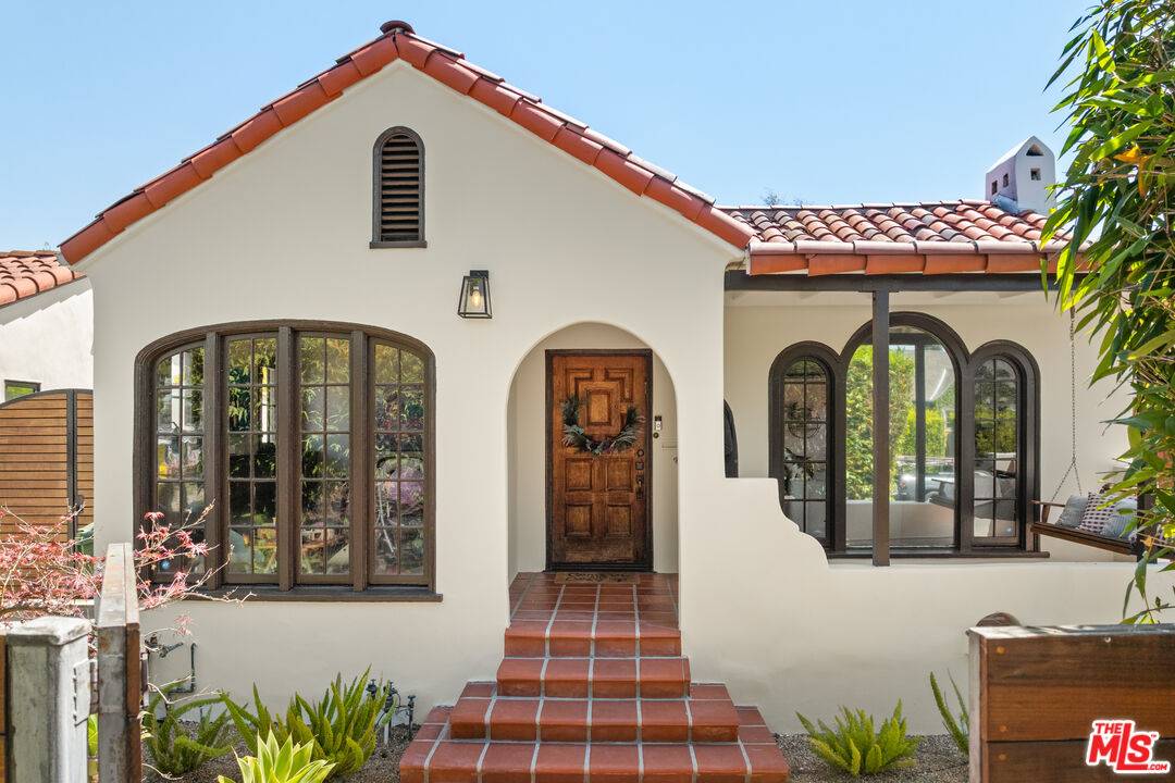 516  N Mansfield Ave 3BR Hancock Park La