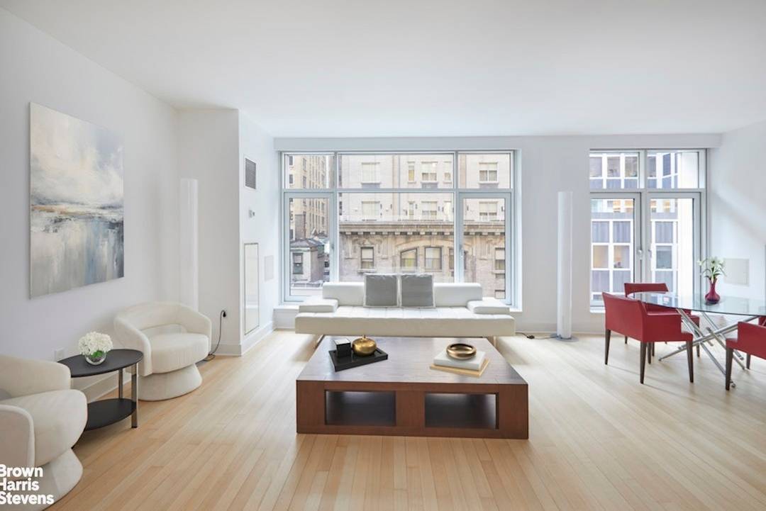 SPACOUS FULL FLOOR CONDO RESIDENCE DIRECT ELEVATOR ACCESS EXCEPTIONAL MIDTOWN LOCATION This full floor 2 bedroom 2 bath residence has direct elevator access offering the ultimate in privacy and convenience.
