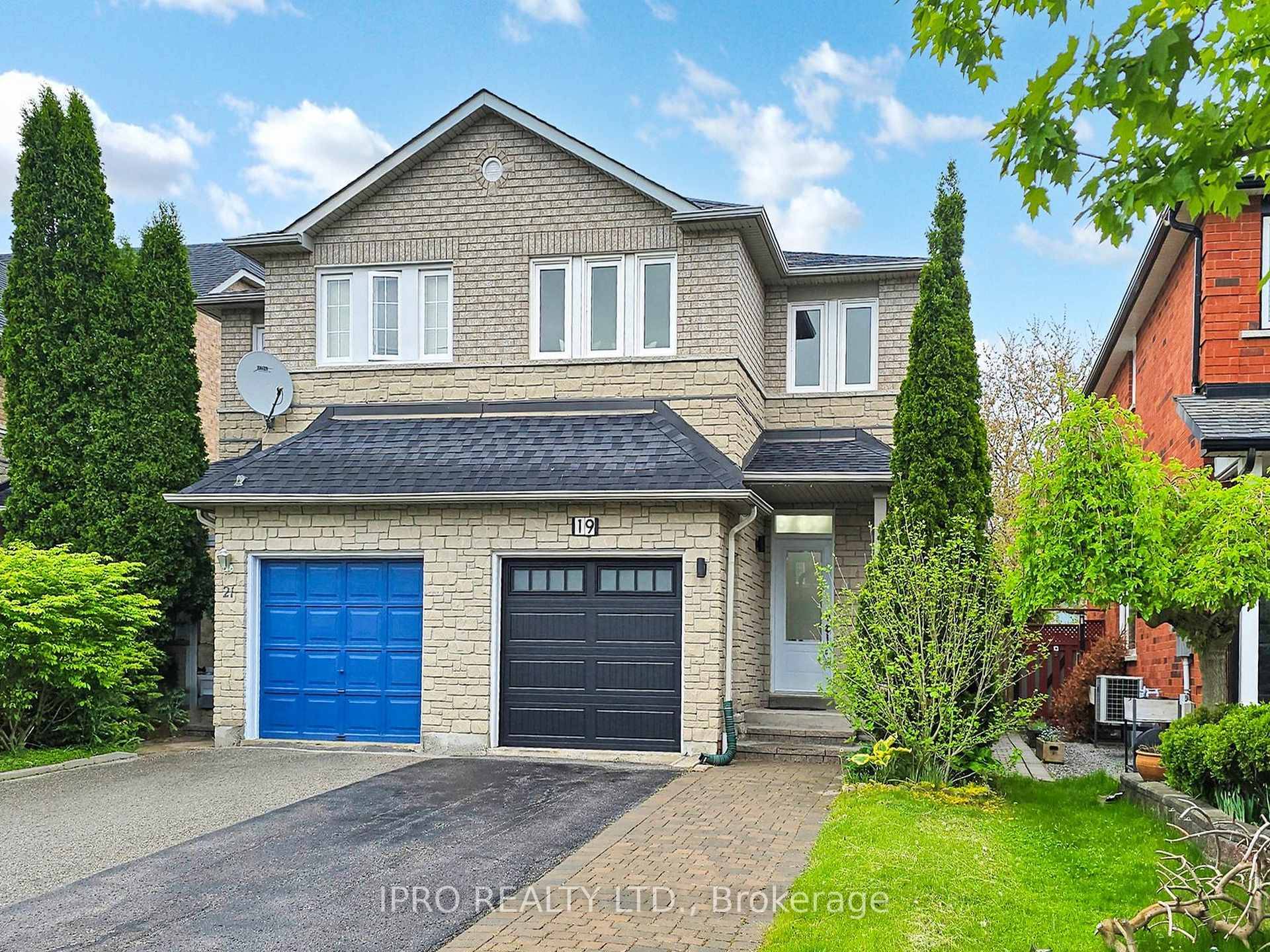 Absolutely Stunning Fully Renovated Home in Prime Bayview amp ; Major Mac Location.