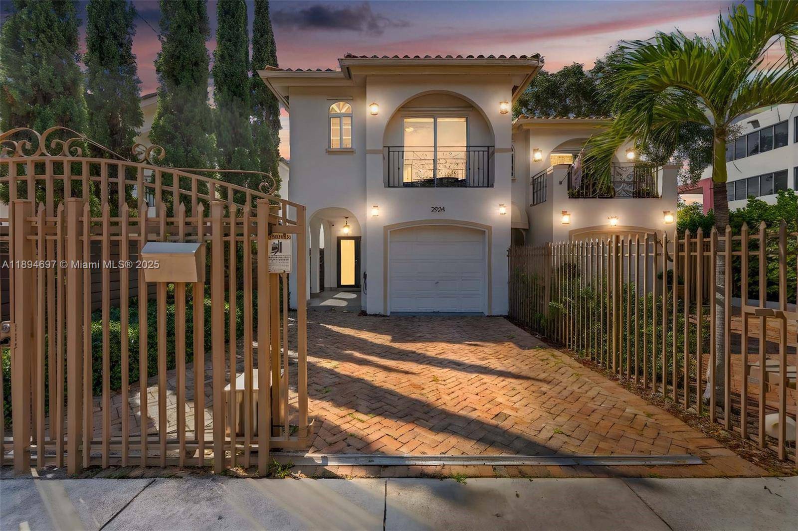 Modern and completely renovated townhouse in a unique Coconut Grove location !