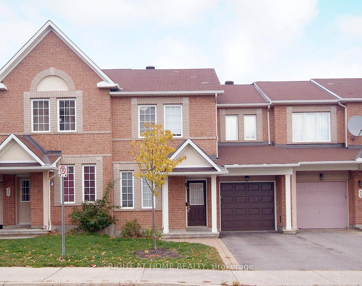 Spacious Helmsley model with 1700 sq.