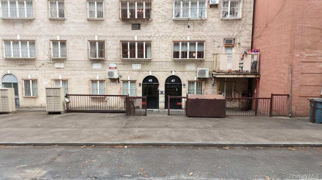 Ground Floor Accessible 2BR 1.