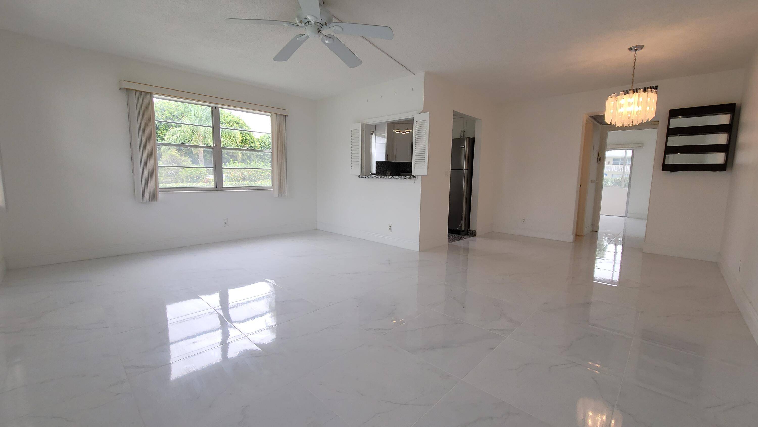 Beautiful ground floor, corner unit in Century Village.