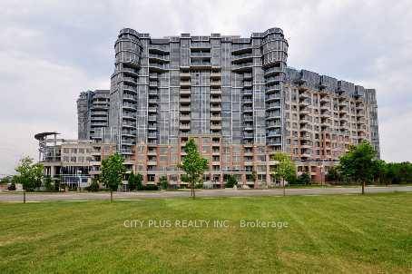 Luxury Tridel Circa 1 In Prestigious Unionville Community, Spacious 2 Bedroom Suite Plus Den 969 Sq.