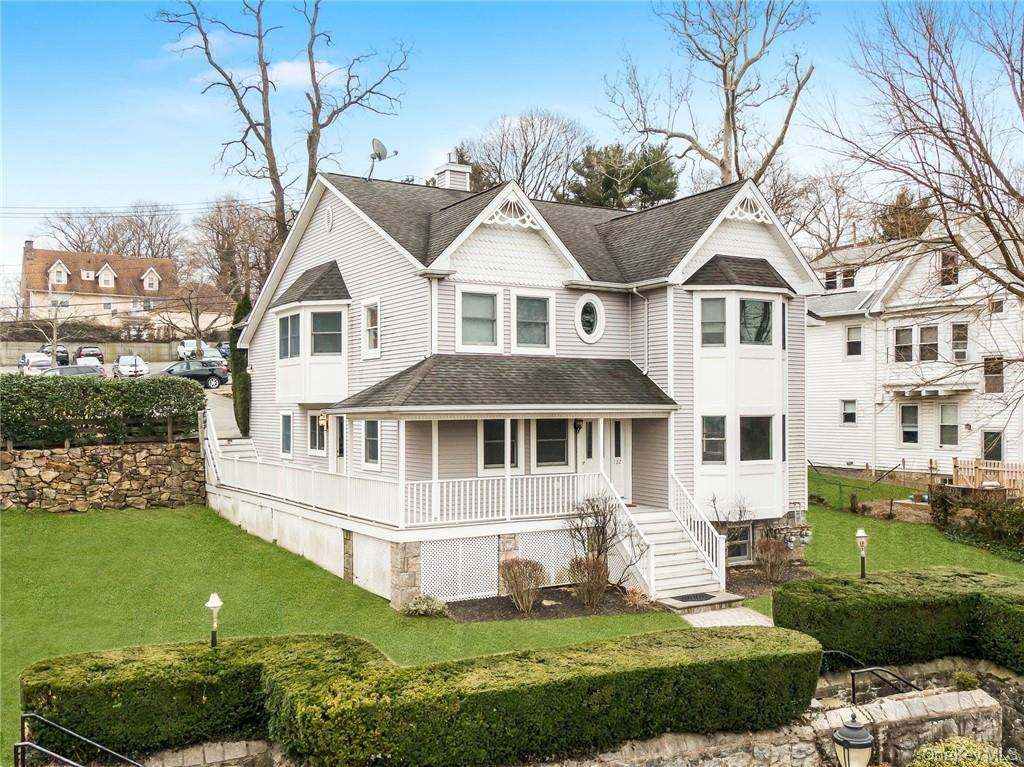 Available Nov 1 2025 Newly Renovated Designer 3 4 bedroom 2 bath Town House Style Home in 2 Family.