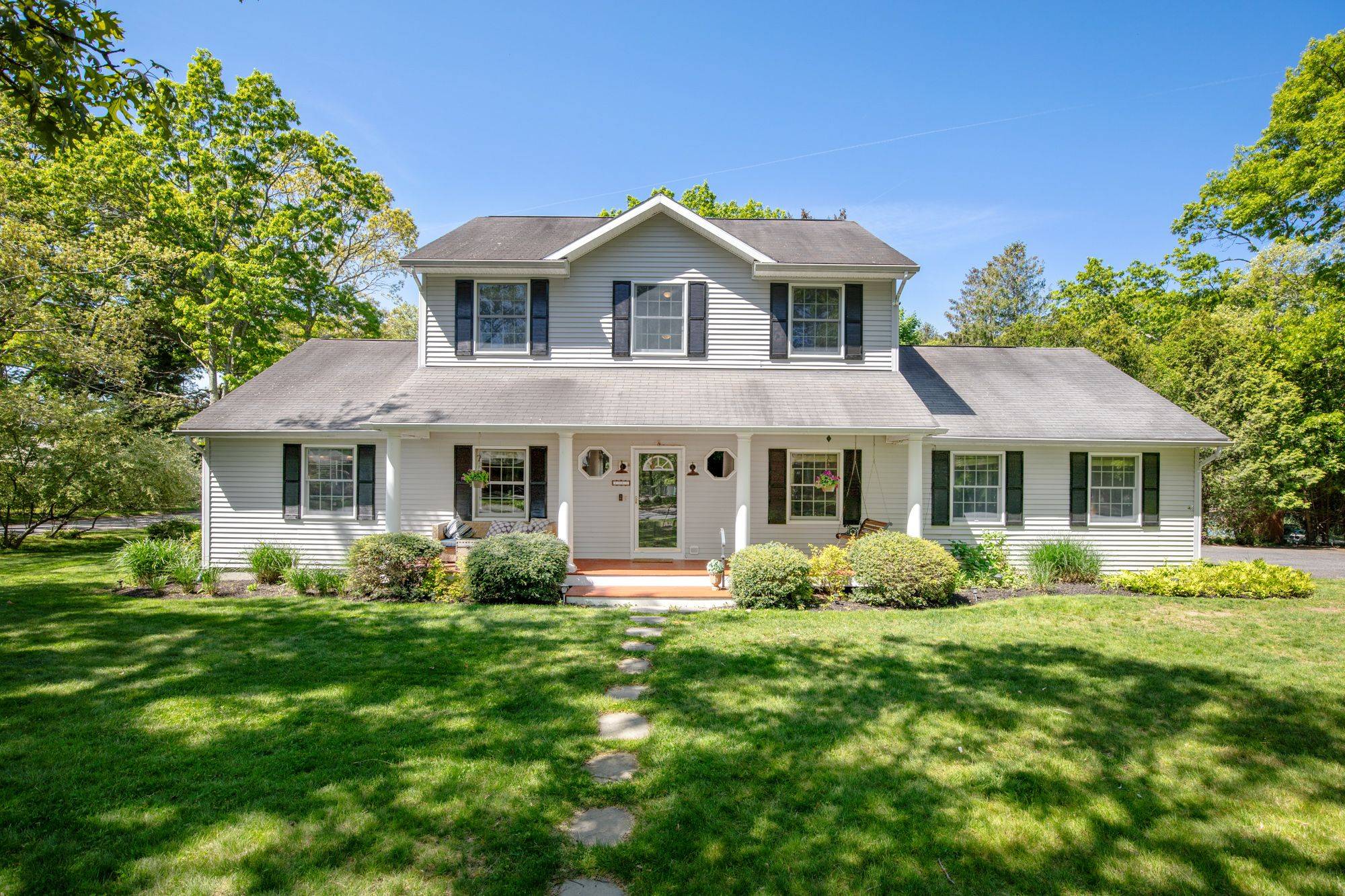 Coastal Luxury Meets Convenience in Sag Harbor