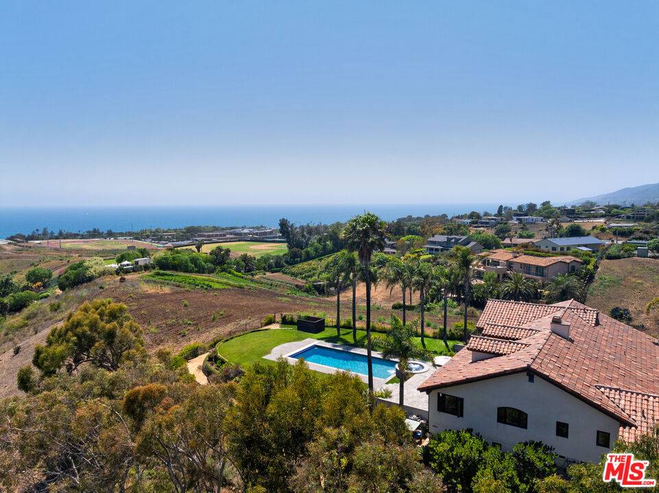 29660   Harvester Rd 5BR Malibu La
