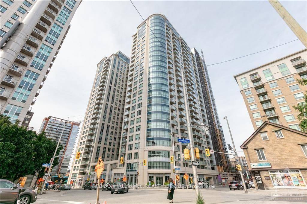 Open House Sat, May 10th, 2pm 4pm Welcome to Unit 1306 at 200 Besserer Street, a sought after address in the heart of Ottawa's vibrant Sandy Hill neighbourhood.
