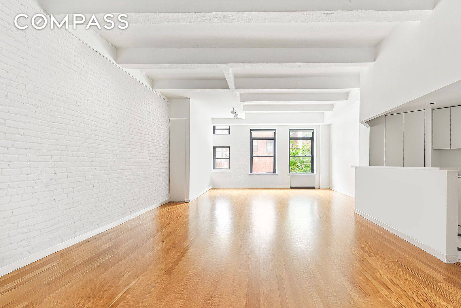 A rare, oversized loft in the heart of the West Village Meatpacking District !