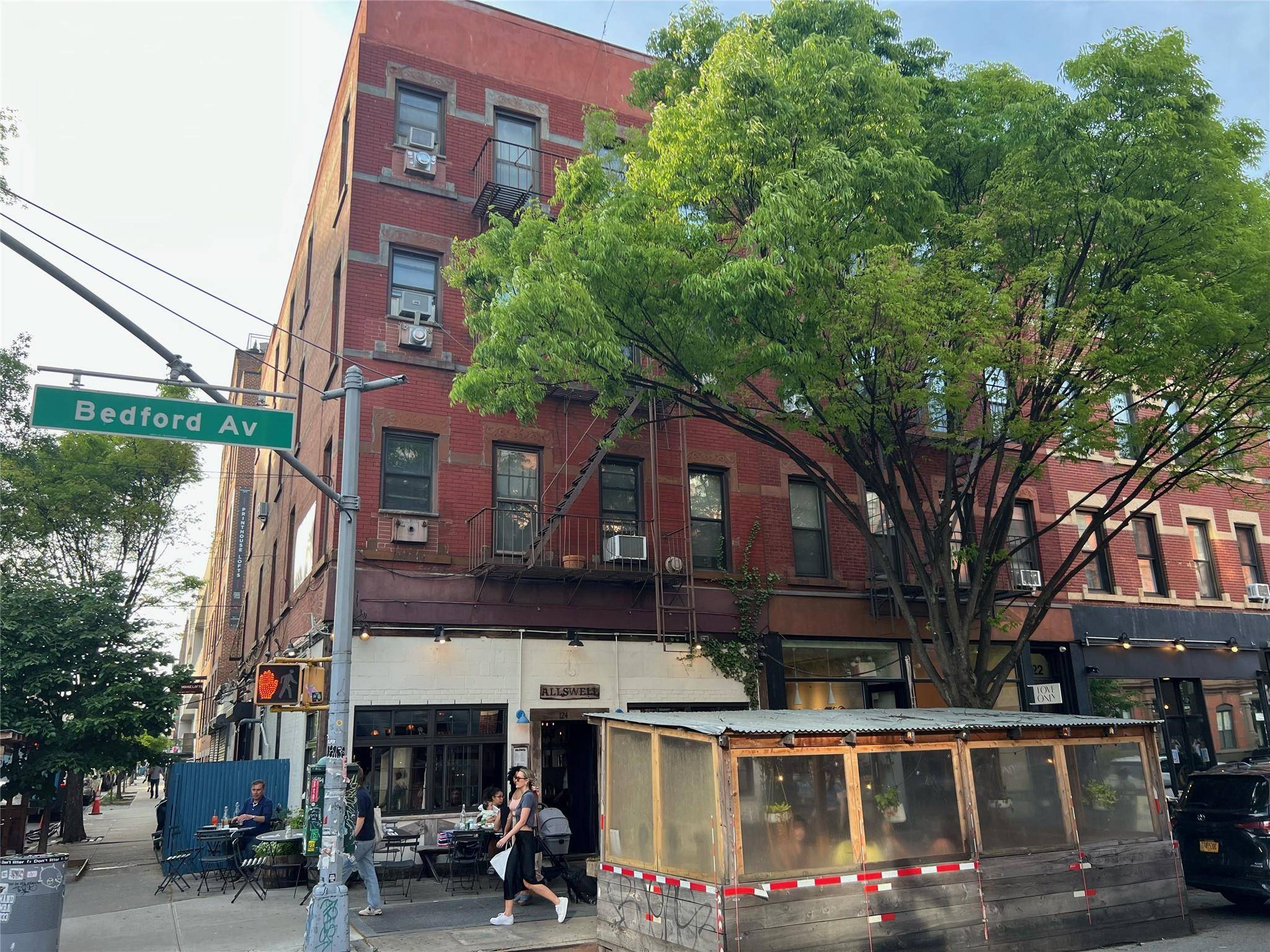 Welcome to 124 Bedford Ave six family property.