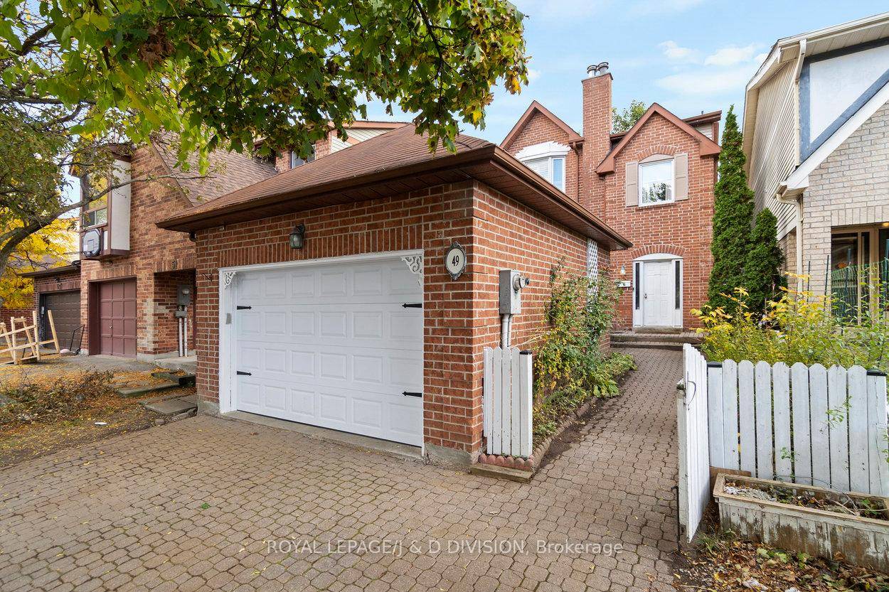Welcome to 49 Esther Crescent, a beautifully cared for detached home perfectly located just steps from Bathurst and Clark in the heart of Thornhill.