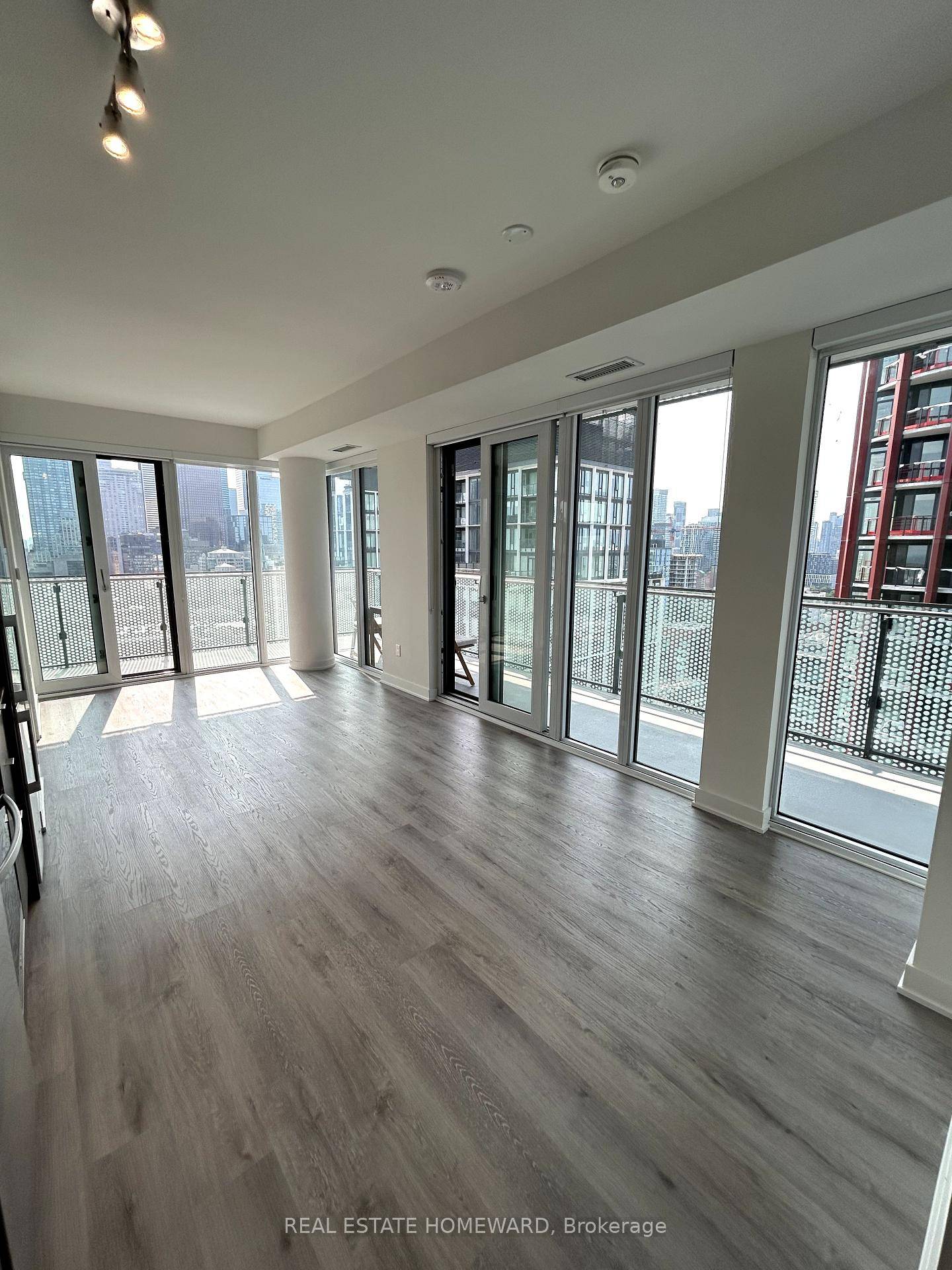 Stylish Living in the Heart of Downtown.