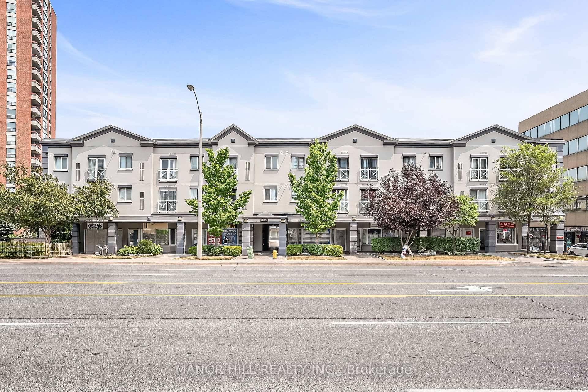 Fantastic opportunity to transform this 2 Bedroom 1 Washroom Condo to your dreams.
