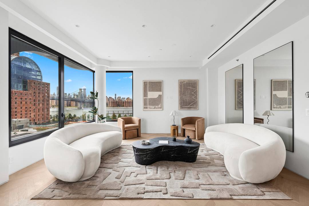 Designed by ARC Architecture Design Studio in collaboration with 7Haus and IMC Architecture, Fifty One Domino sets a new benchmark for contemporary living.